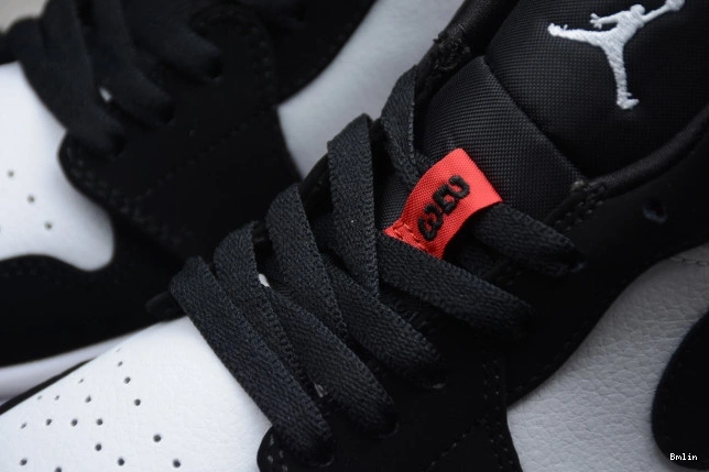 Bmlin Jordan 1 Low Black Air 553558-116 Toe 0724